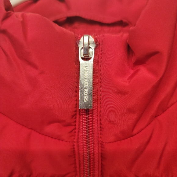 SEASON SALE!!!! MK PUFFER VEST! - Picture 3 of 4